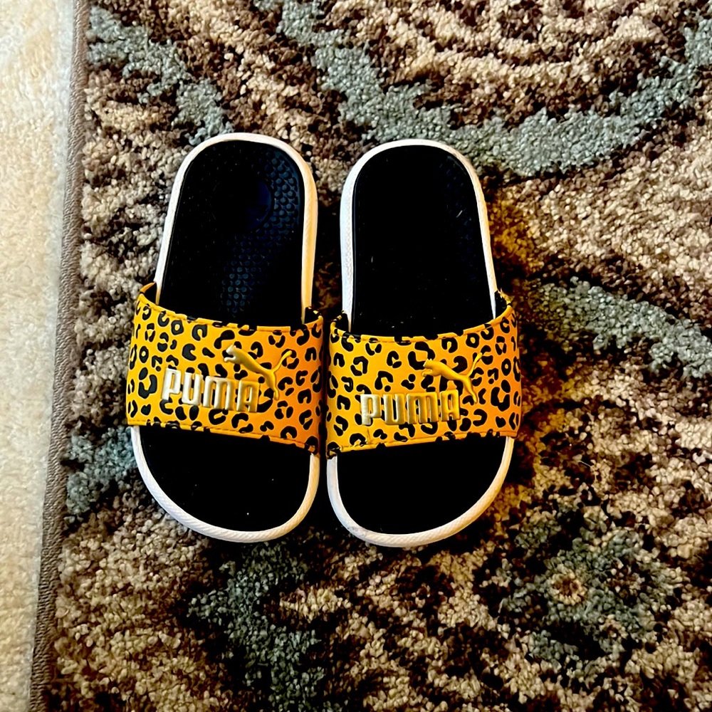 Puma kids slides